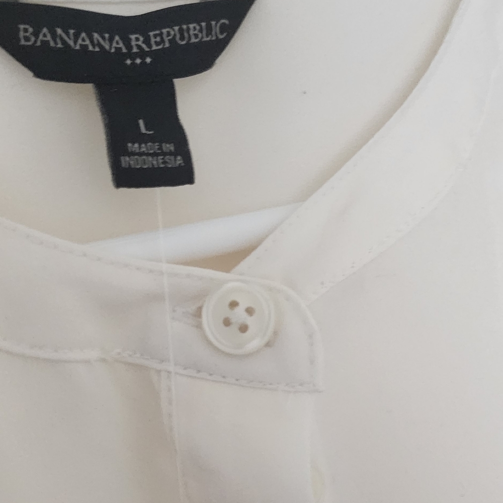 Banana Republic Bell Sleeves button down